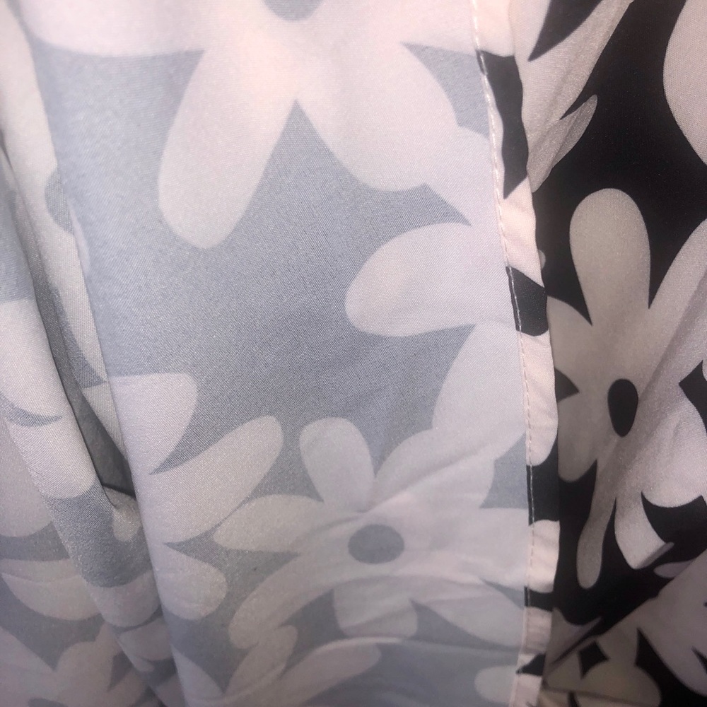 Vintage Daisy Flower Dress - Picture 5 of 7